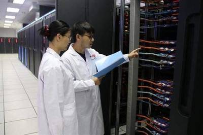 美國(guó)造出世界最強(qiáng)大的計(jì)算機(jī)，耗資約2億美元實(shí)現(xiàn)系統(tǒng)集成與開發(fā)